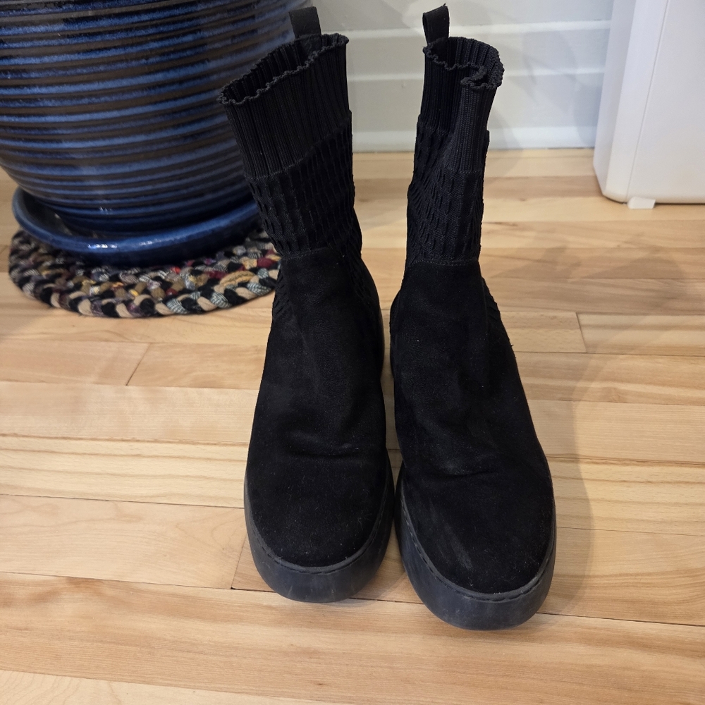 Black Wonders Fly Suede Sock Boots Size 40 - Picture 2 of 6